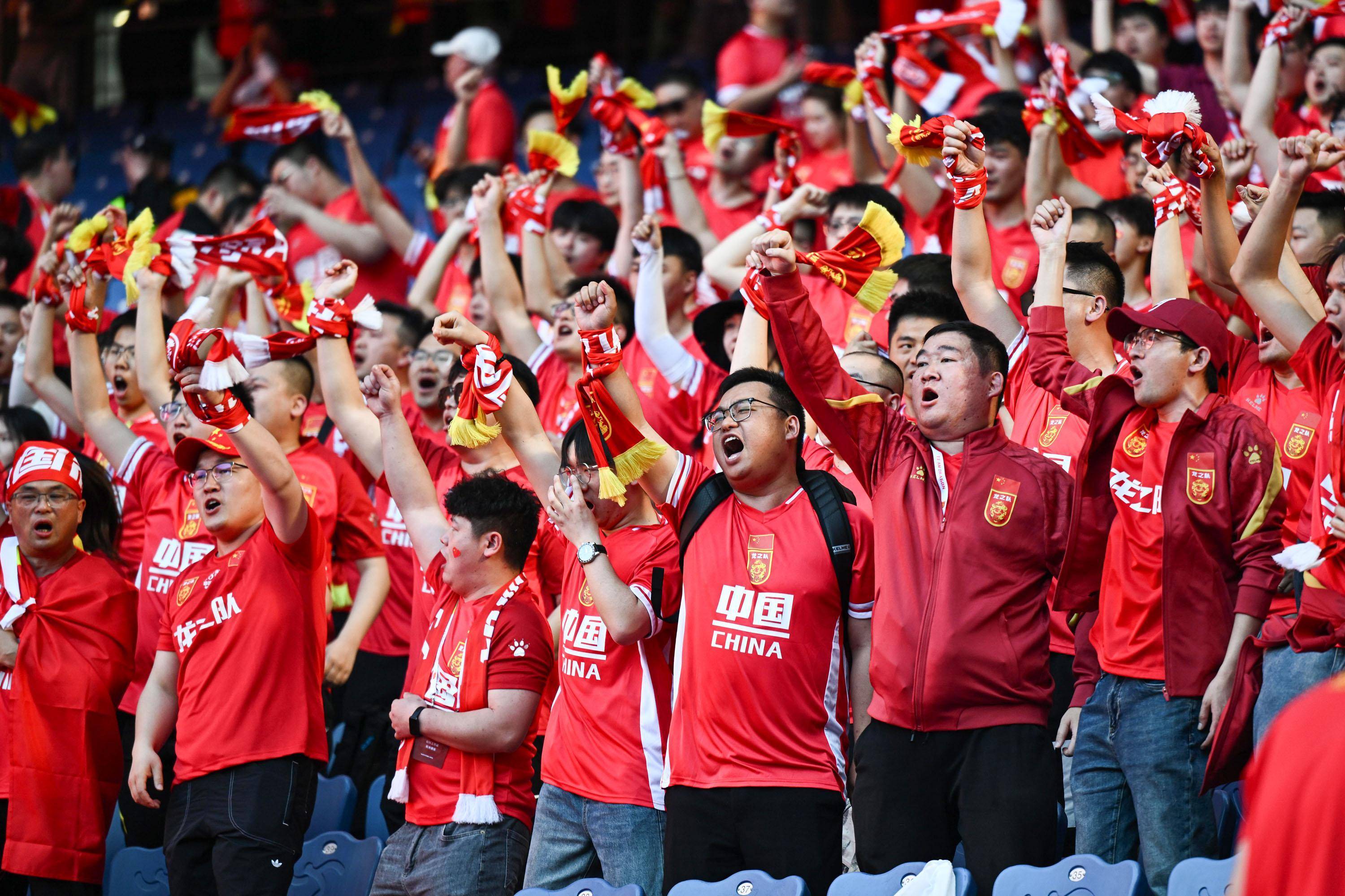 开云体育中国-全国各地足球赛事精彩纷呈，竞技水平逐渐提高