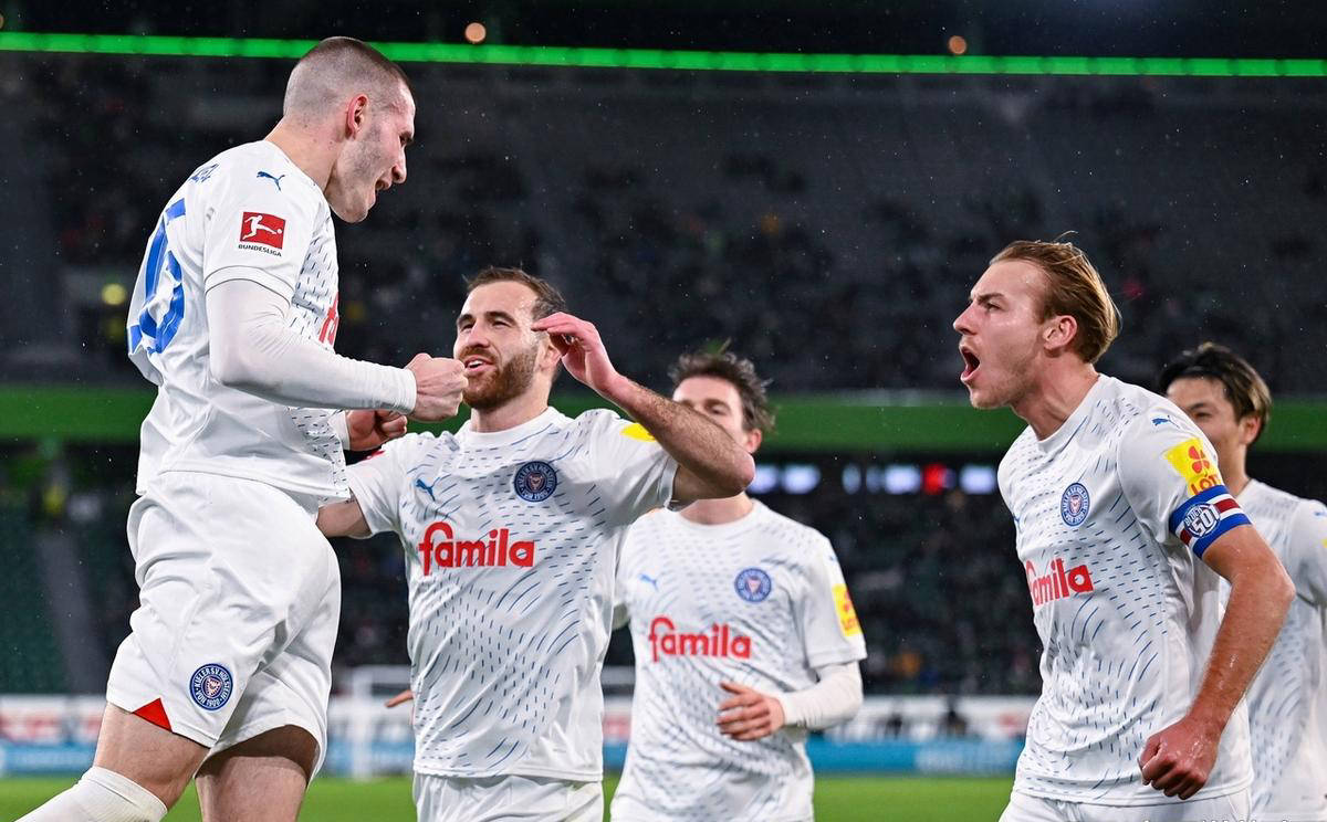 开云体育平台APP-沃尔夫斯堡客场大胜法兰克福，积分榜上升一位