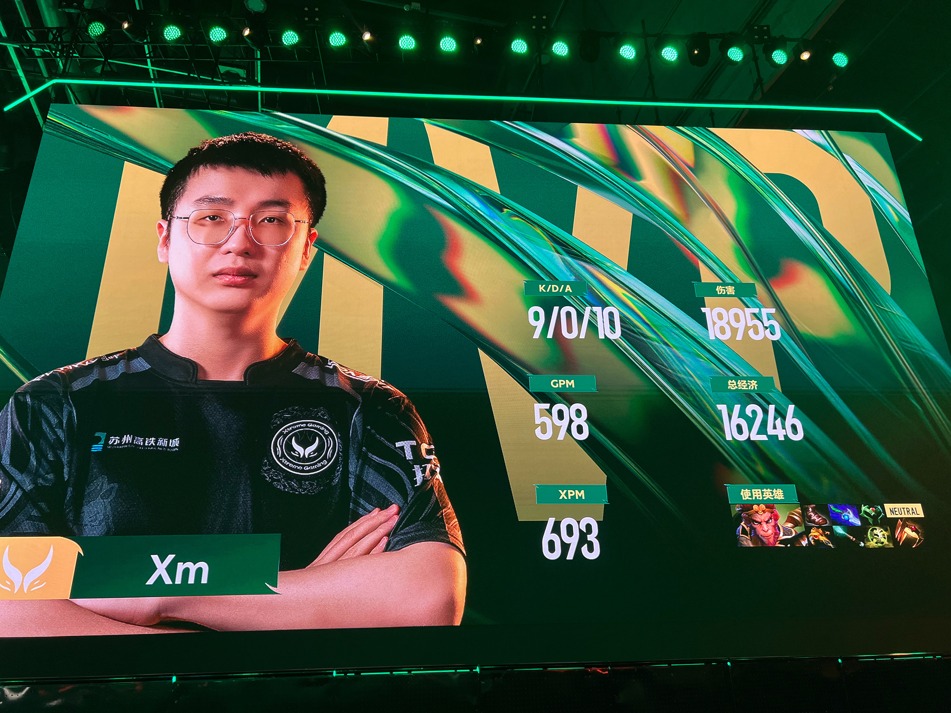 开云体育官网-EG横扫WBG，Deft团战一打五顶尖较量八强赛，让粉丝疯狂欢呼