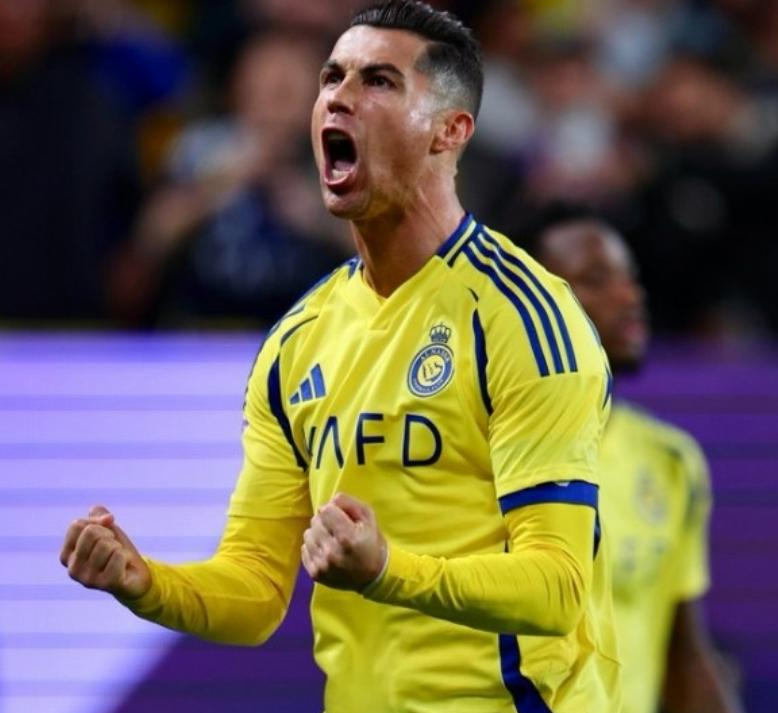 开云体育官网-切尔西胜利未曾止步，主教练得意洋洋