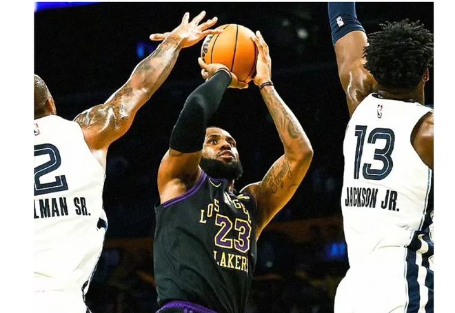 关于詹姆斯领军湖人大胜灰熊，狂揽15次助攻的信息