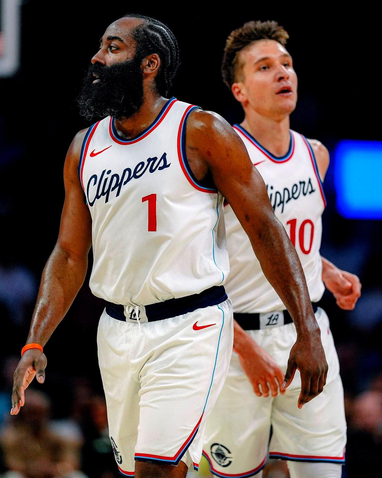 开云体育官网-雷恩在重要比赛中表现卓越，获得胜利！