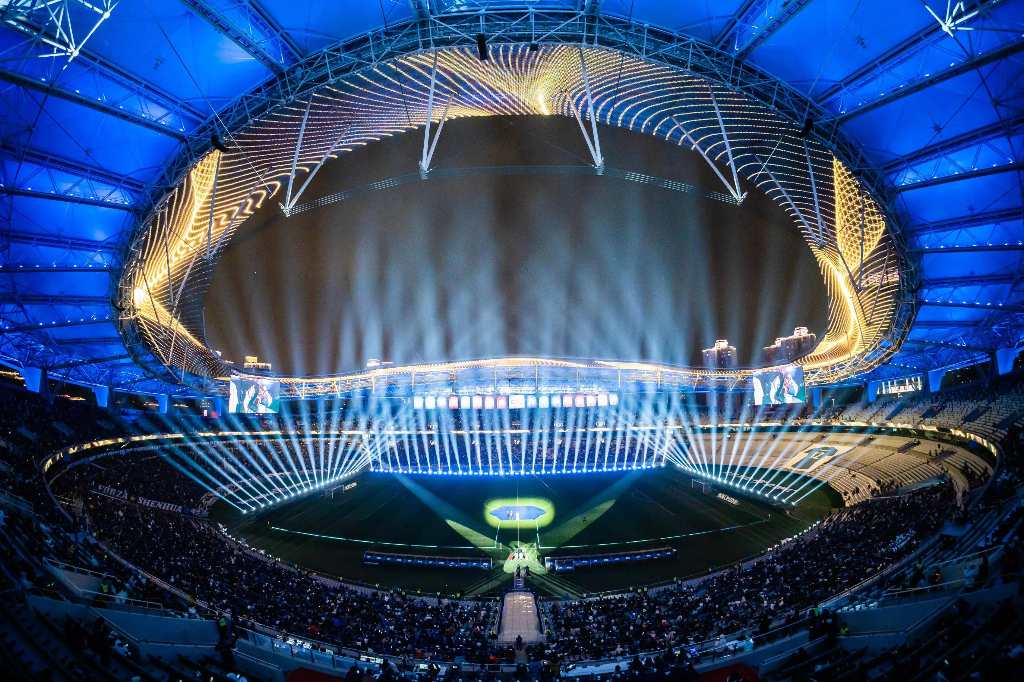 开云官网-中超比赛中的风云变幻引发广泛关注